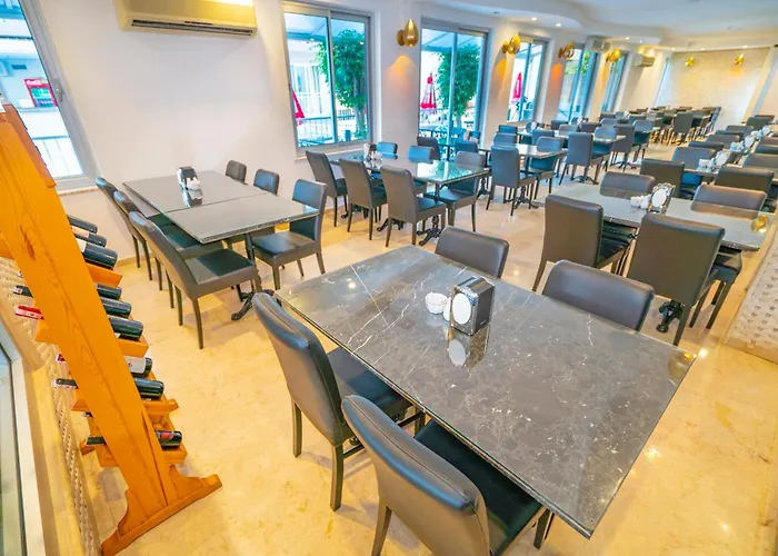 Kleopatra Celine Готель 3*