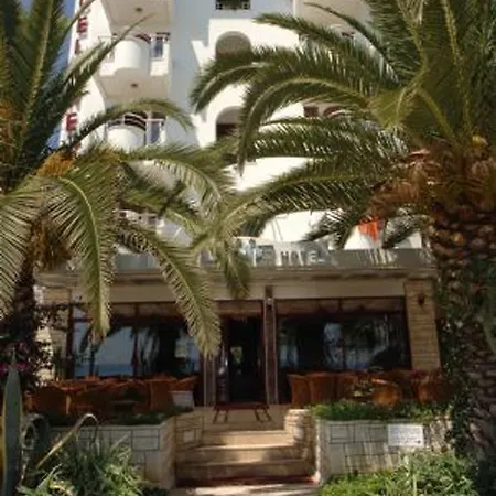 Kleopatra Celine Αλάνια