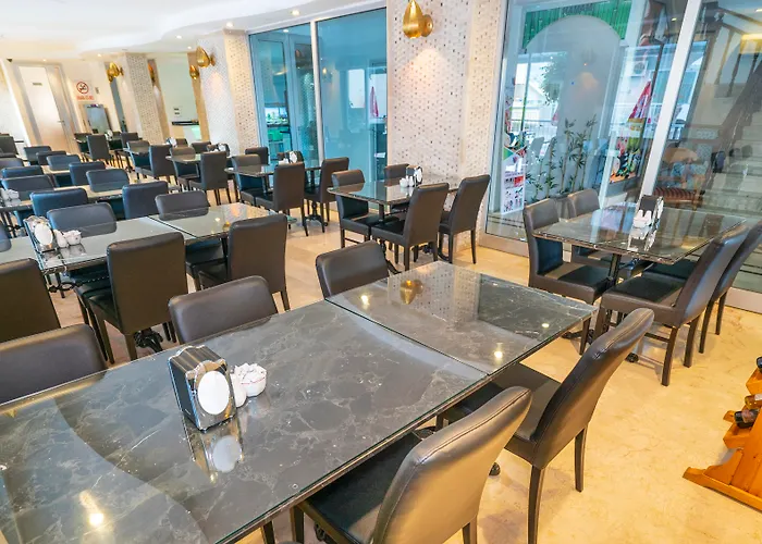 Kleopatra Celine Hotel 3*