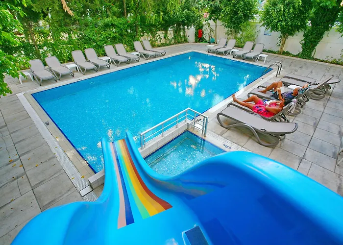 Kleopatra Celine Hotel