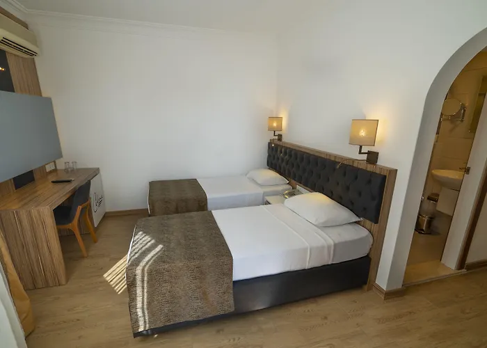 Kleopatra Celine Hotel 3*