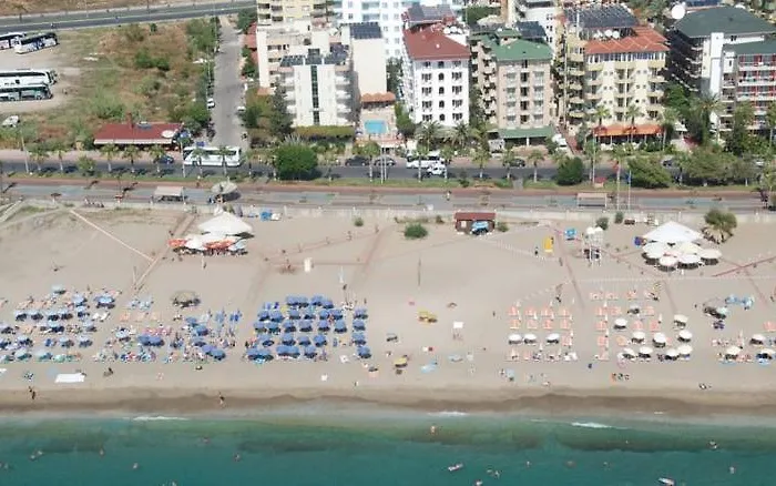 Hotel Kleopatra Celine 3*