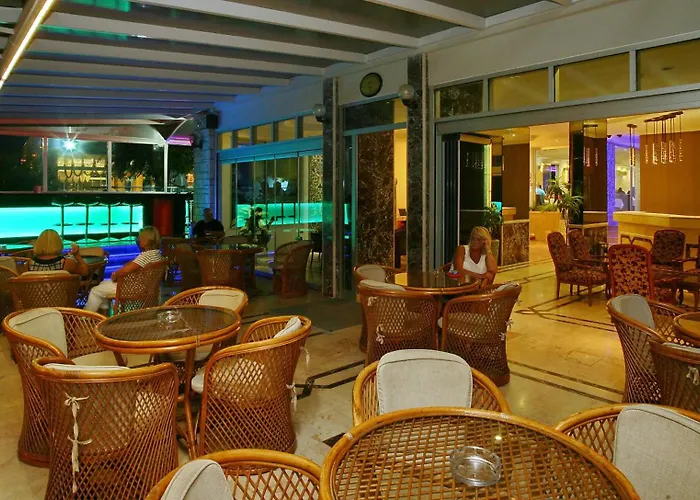 Kleopatra Celine 3* Alanya