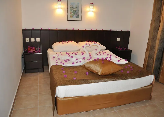 Hotel Kleopatra Celine 3*