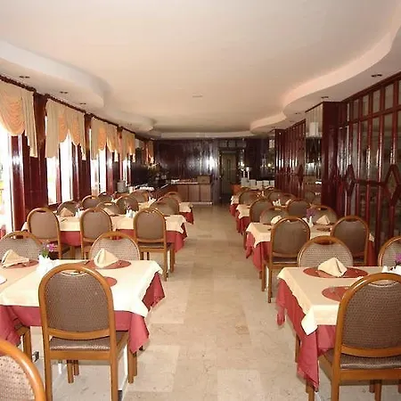Kleopatra Celine מלון 3*